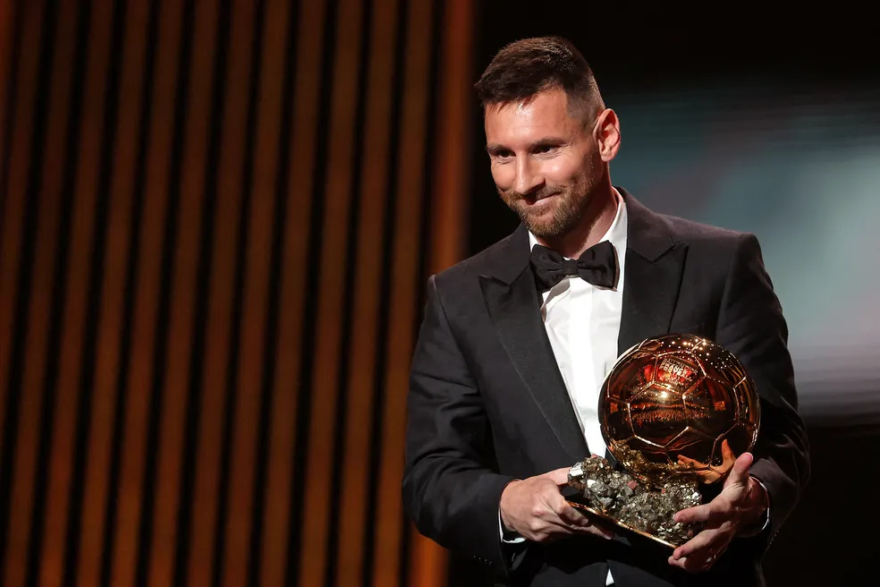 Messi é eleito melhor jogador de 2022 por jornal britânico