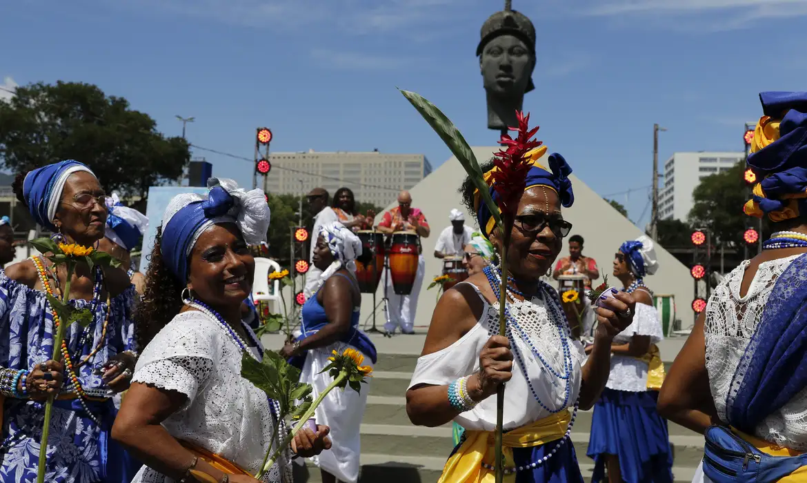 Entenda o papel do Estado no combate ao racismo no Brasil, população negra mantém piores indicadores sociais e econômicos