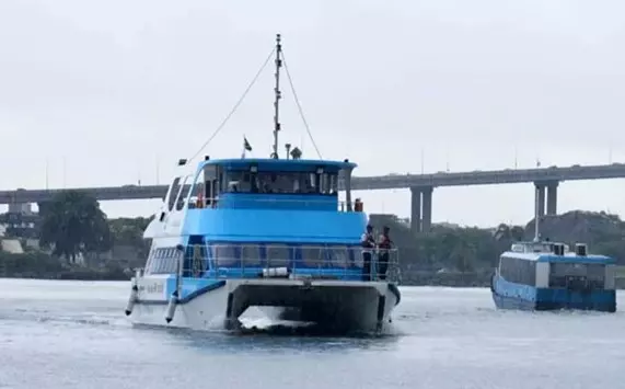 Trabalho/Turismo/Lazer: Nova embarcação com dois andares e capacidade para 93 já está em operação no Sistema Aquaviário de Vitória