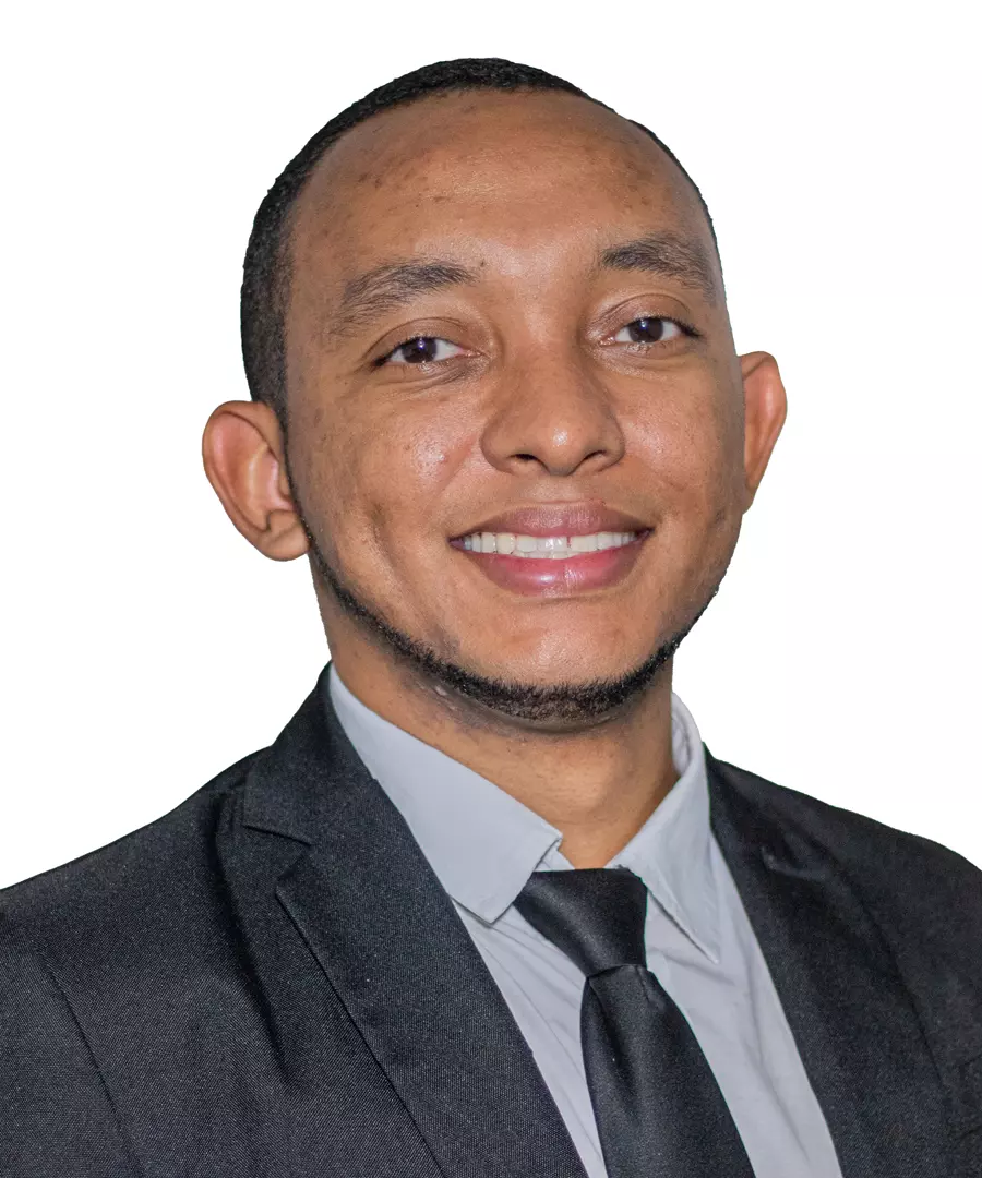 Projeto de lei do vereador Bolsonarista Vinicius Lino(PL) de Guarapari que proíbe crianças e adolescentes em paradas LGBTQIAPN+ tem gerado debates e controvérsias na cidade e fora dela