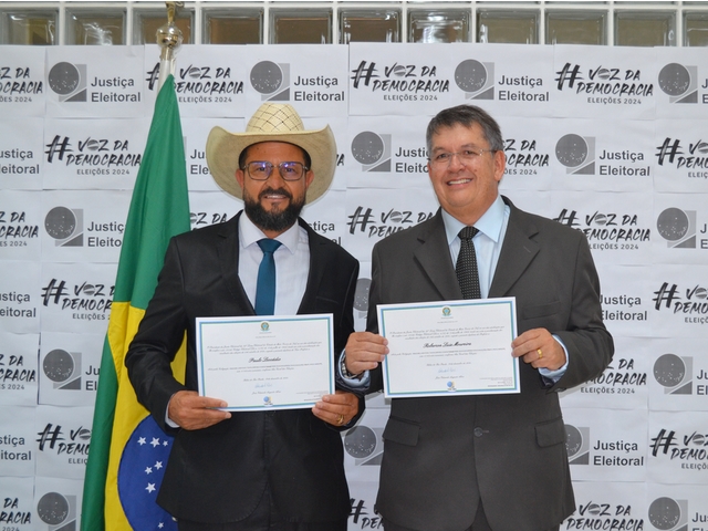 Roberson, Paulinho e vereadores eleitos são diplomados e ficam aptos a assumir mandatos