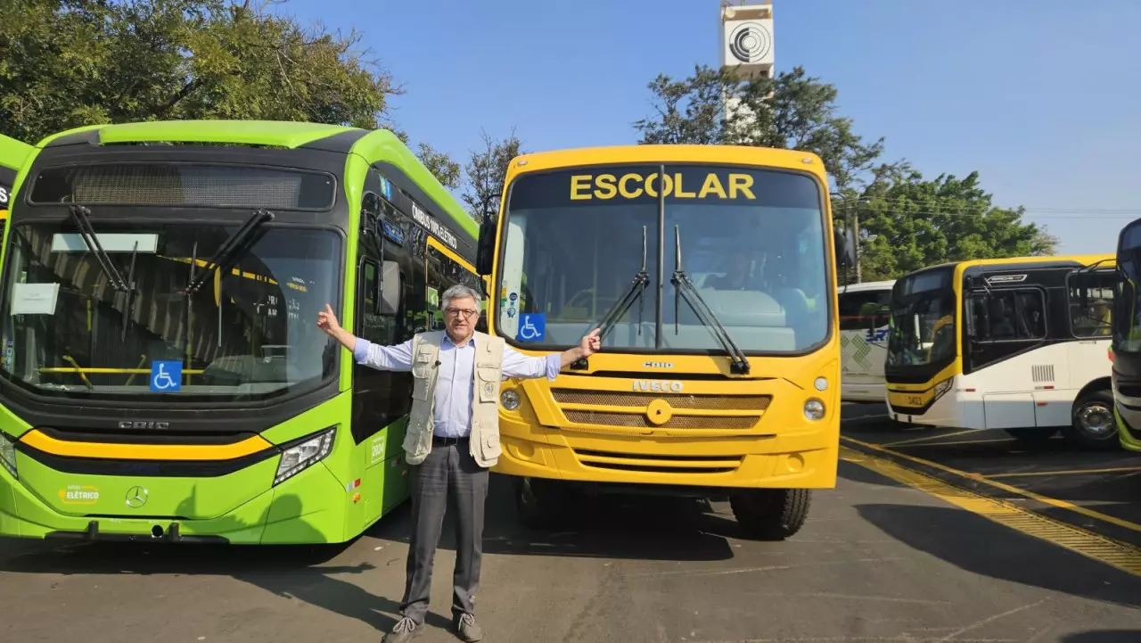 Ministro anuncia que Caio deve fabricar maior parte de ônibus elétricos no país