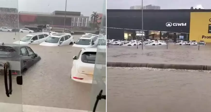 Veículos que ficaram submersos após enchente em SP estão segurados, diz loja