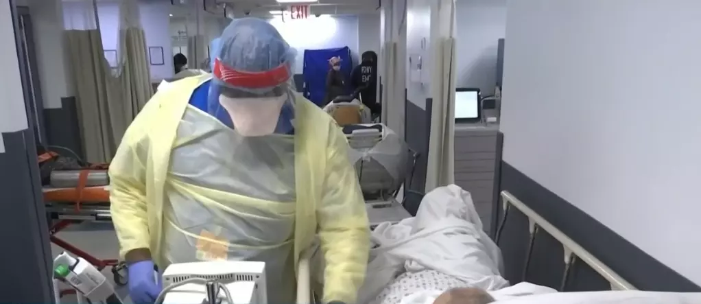 Aumento de Casos de COVID-19 e Outros Vírus Respiratórios nos EUA Leva à Recomendação do Uso de Máscaras