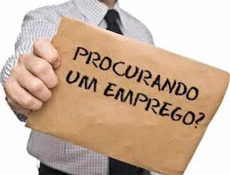 Confira ofertas de empregos na Pontual Transportes, Embraer Botucatu e HCFMB