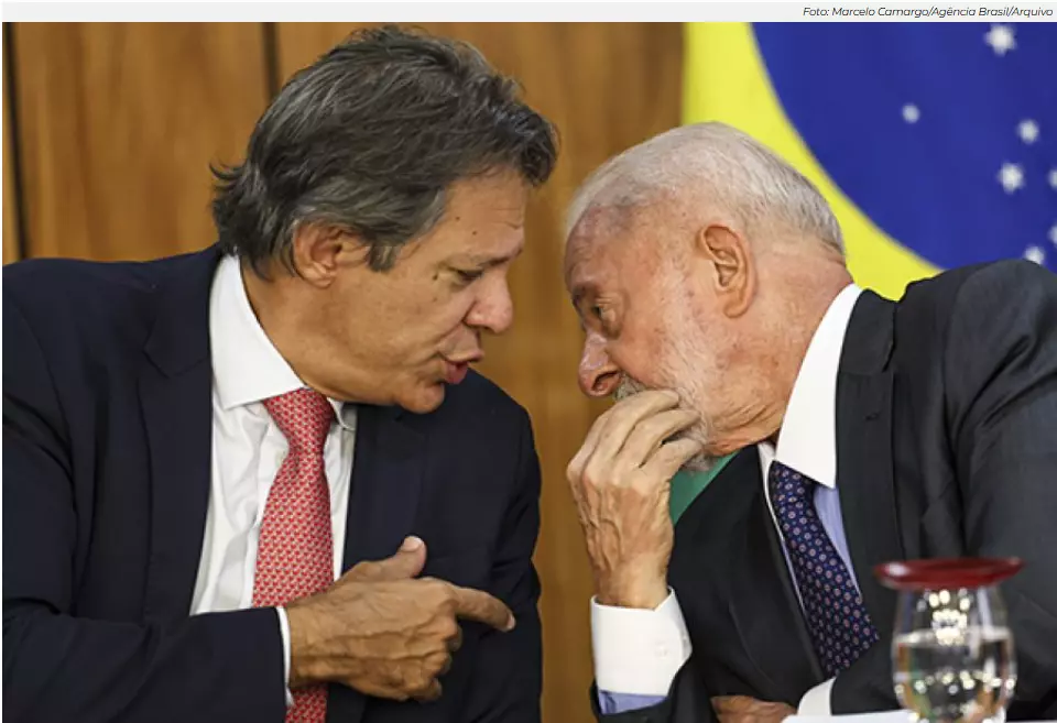 Maioria dos brasileiros vê economia do país piorar, de acordo com pesquisa Datafolha