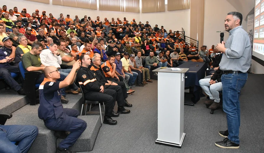 Botucatu Sedia Capacitação Regional Contra Incêndios Florestais com Mais de 300 Participantes