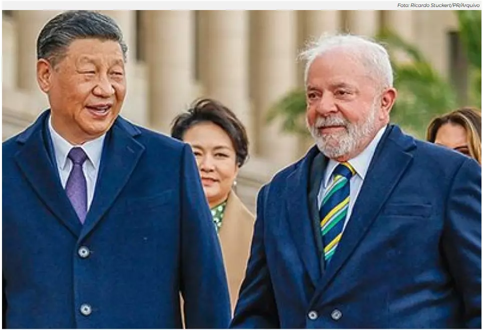 Lula e Xi falam de multilateralismo para justificar presença em celebração de Putin