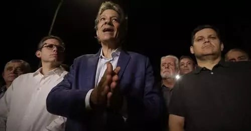 Fazenda recua e propõe reduzir IOF sobre crédito para empresas e operações de risco sacado