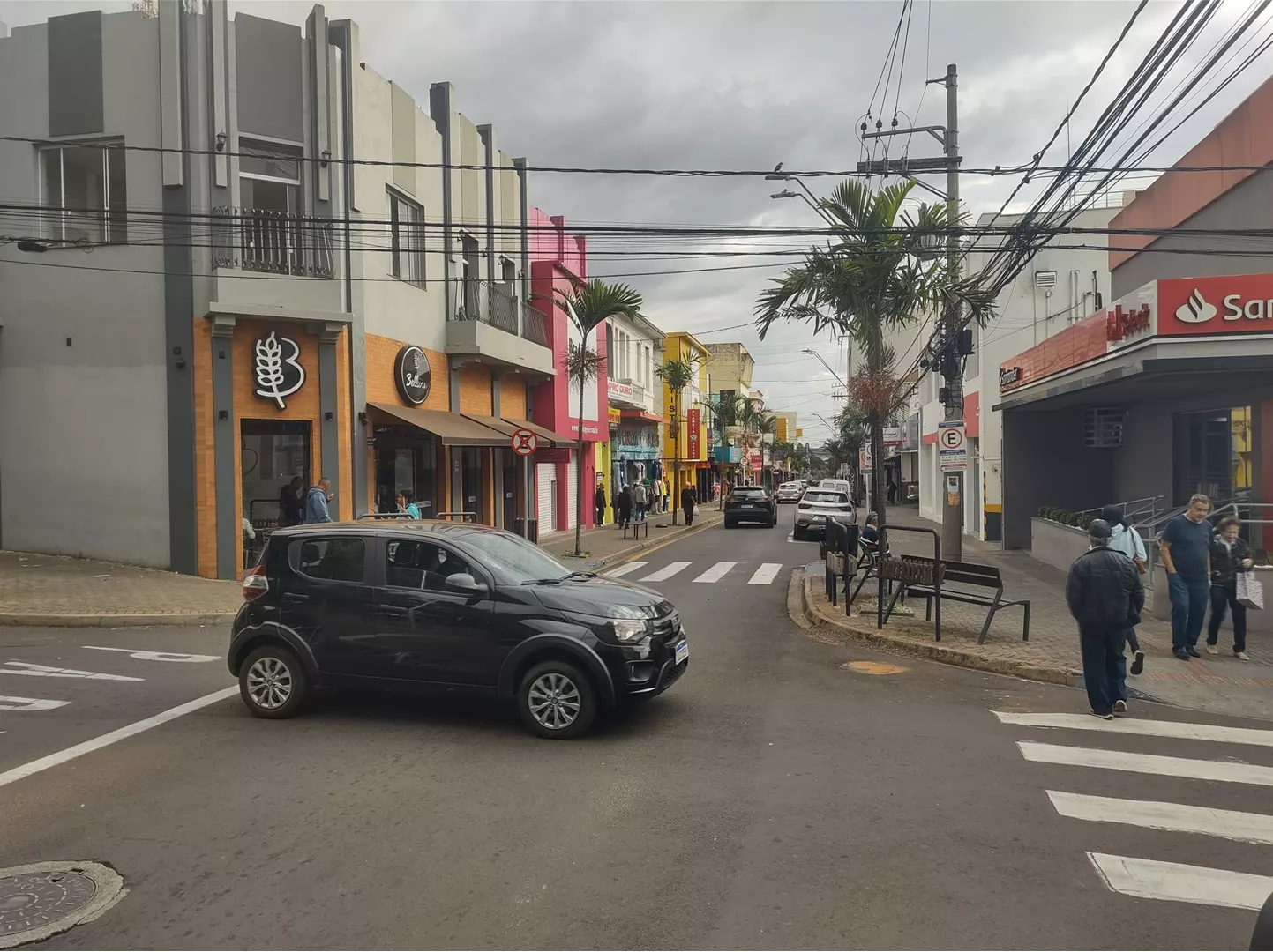Comércio de Botucatu terá horário estendido nesta quarta-feira (11) por conta do Dia dos Namorados