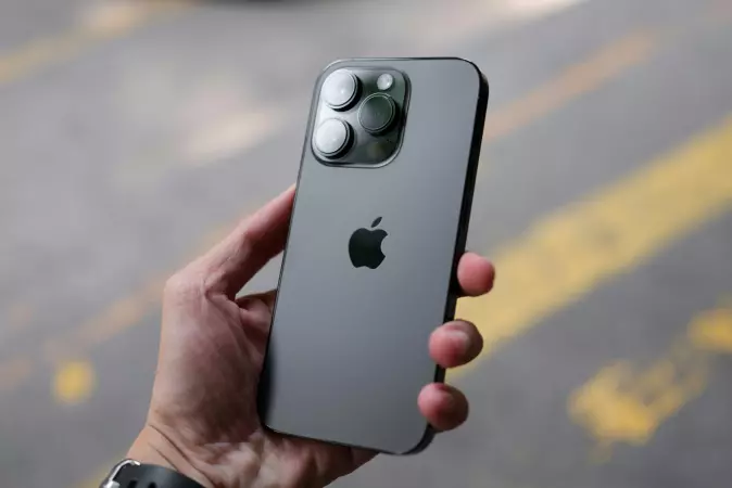 Apple anuncia tradução em tempo real de mensagens e ligações
