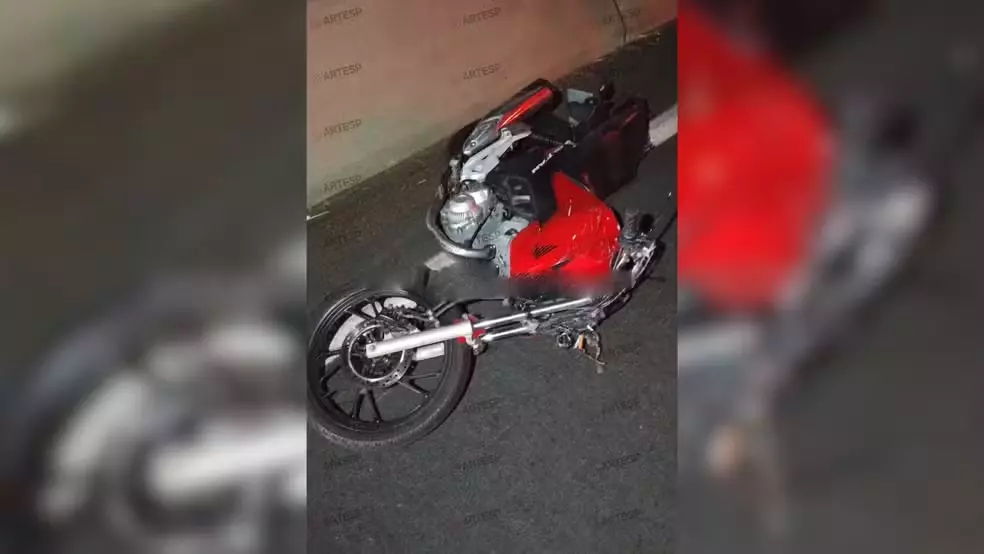 Motociclista morre após atropelar cavalo na rodovia Comandante João Ribeiro de Barros; rodovia registrou dois acidentes na mesma noite