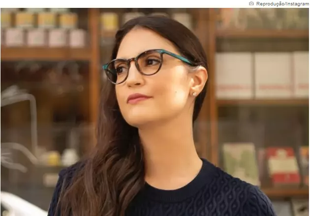 Chris Flores acerta retorno à TV e fecha com emissora; saiba qual