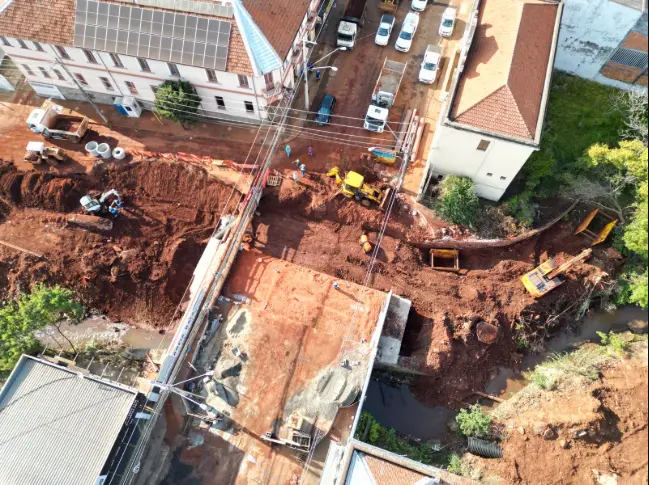 Avenida Floriano Peixoto será liberado parcialmente ainda em outubro