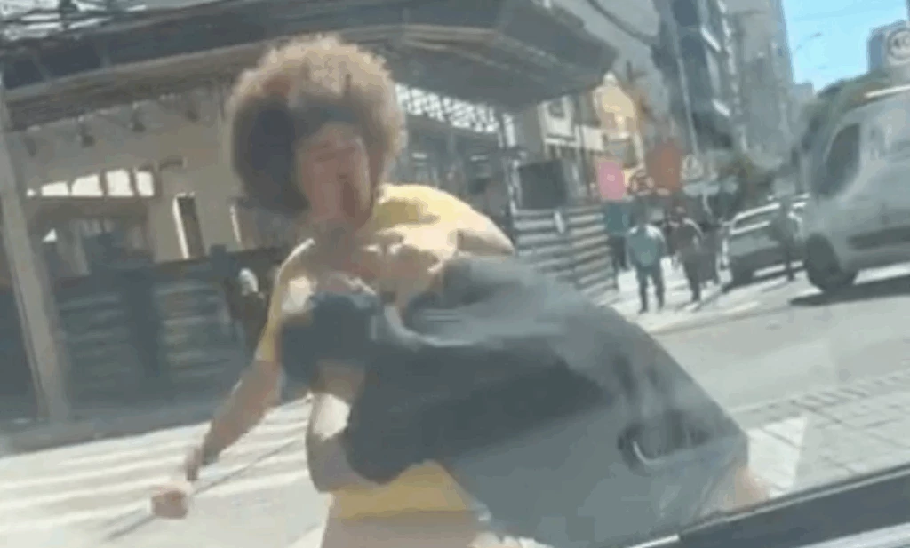 Deputado Renato Freitas (PT) se envolve em briga após discussão de trânsito em Curitiba