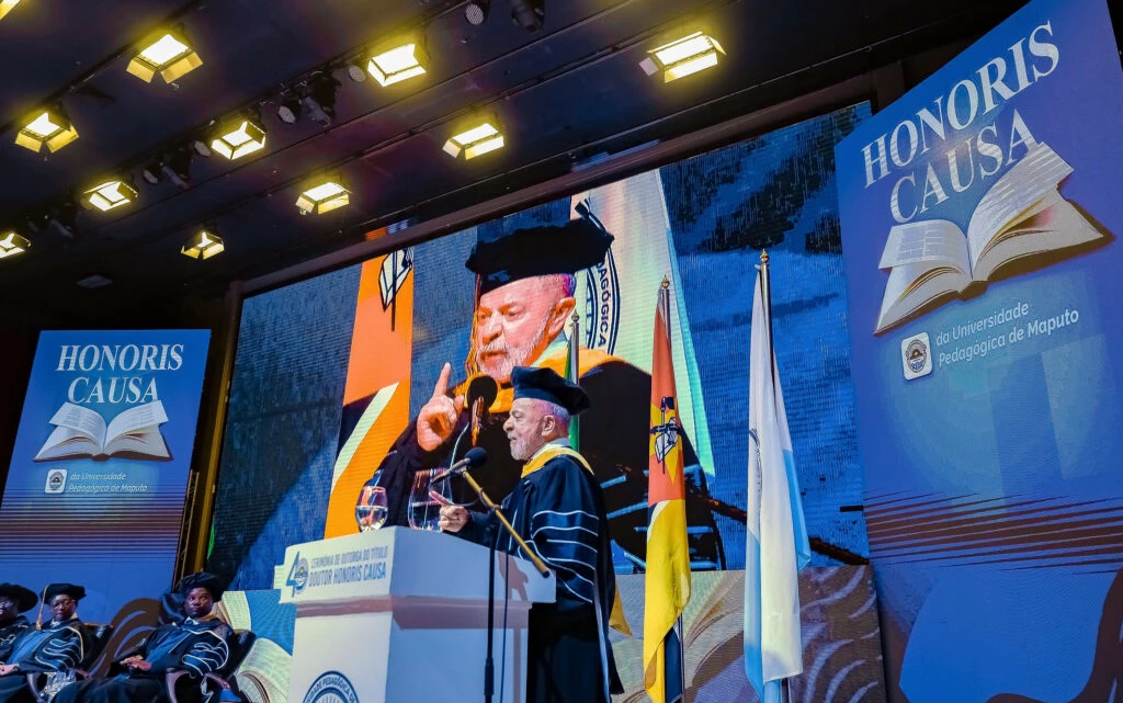 “Acho que não teria lugar para mim no céu”, diz Lula em discurso