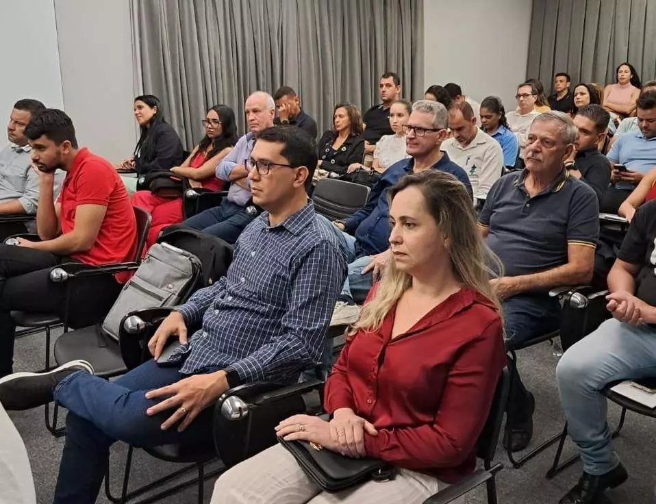 CIS-Caparaó participa do lançamento da Escola de Governo do COSECS em Belo Horizonte