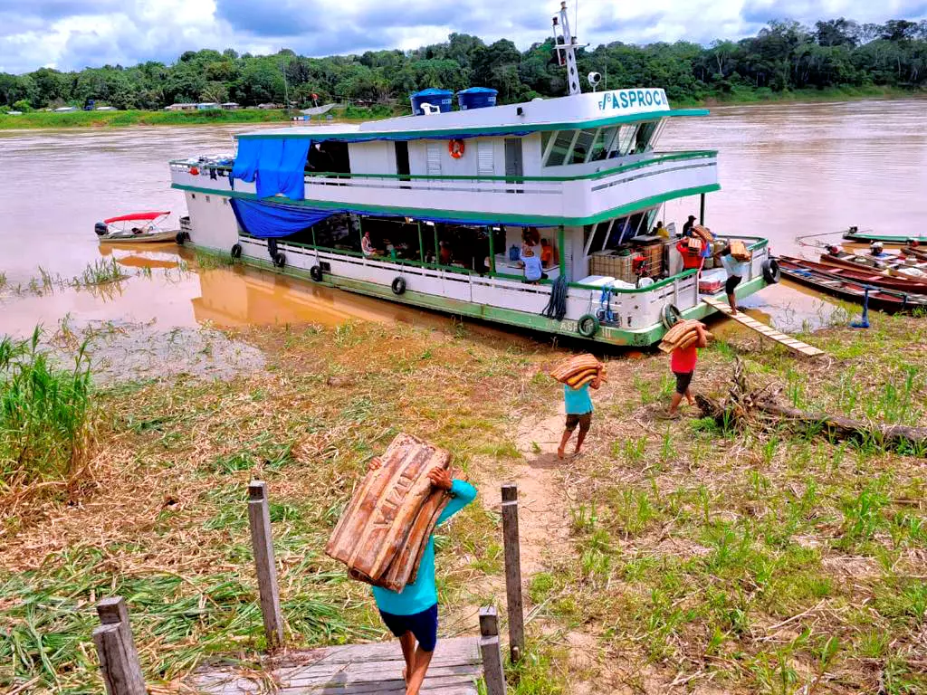 Com R$ 39 mi, Fundo Amazônia apoia pequenos produtores rurais e extrativistas de óleos vegetais, açaí e pescado Com R$ 39 mi, Fundo Amazônia apoia pequenos produtores rurais e extrativistas de óleos vegetais, açaí e pescado