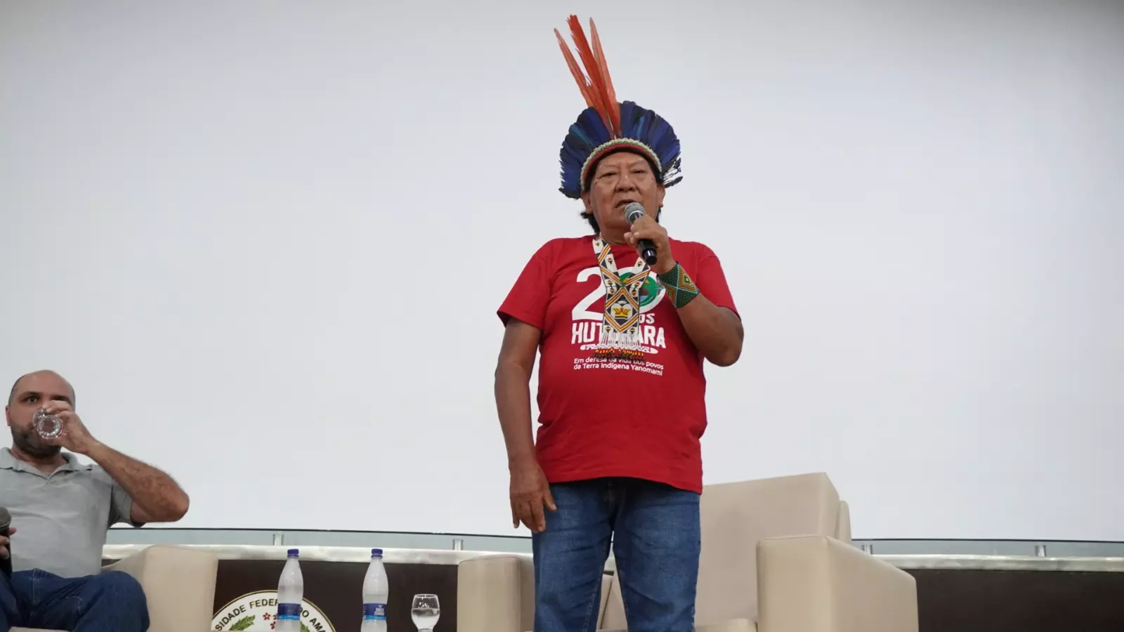 Davi Kopenawa destaca mestrado de três indígenas Yanomami e define conquista como marco histórico para o Brasil