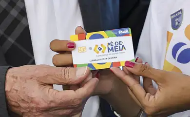 Inicia hoje pagamento de R$ 200 da primeira parcela do Pé-de-Meia
