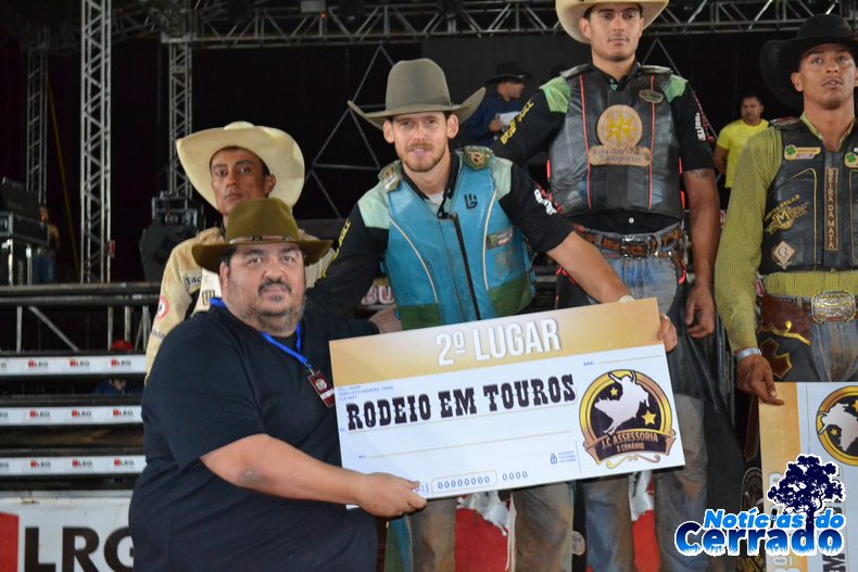 Peão de Ribas do Rio Pardo vence o Campeonato Mundial de Rodeio da PBR – FUNDESPORTE
