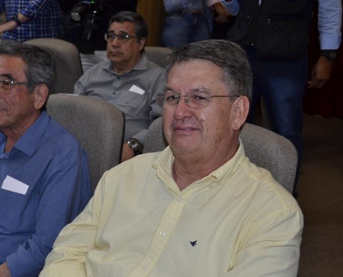 Equipe de transição deve ser anunciada amanhã com advogado, engenheiro, bioquímica, professor e arquiteto