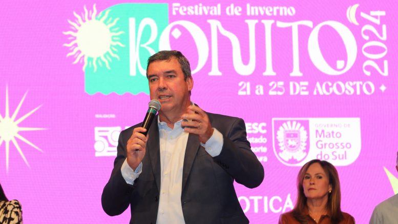 Governador Eduardo Riedel encerra 2º ano de gestão com aprovação de 82% da população