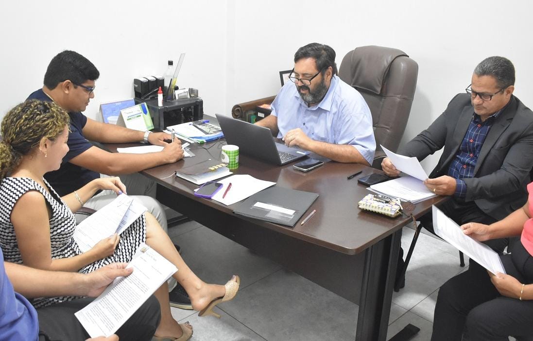 Câmara de Ribas: reunião das comissões tem cinco pareceres favoráveis