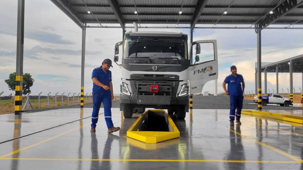 Volvo abre nova concessionária em Ribas do Rio Pardo (MS), na rota da celulose
