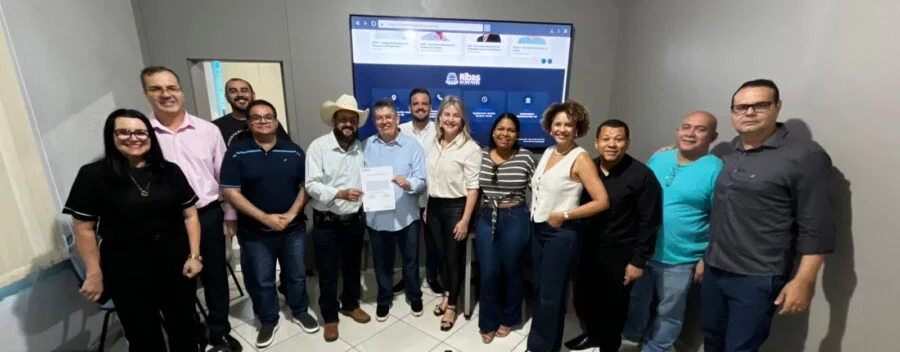 Paulinho da Tabacaria empossado prefeito  de Ribas do Rio Pardo de hoje até dia 14