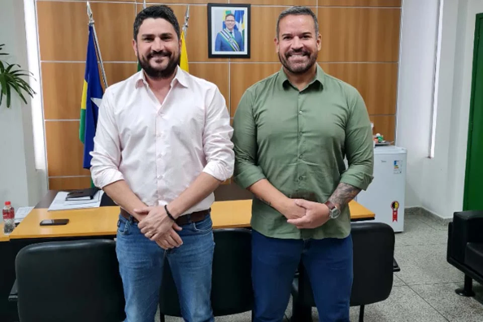 Deputado Jean Mendonça relata abusos em fiscalizações de trânsito ao diretor do Detran