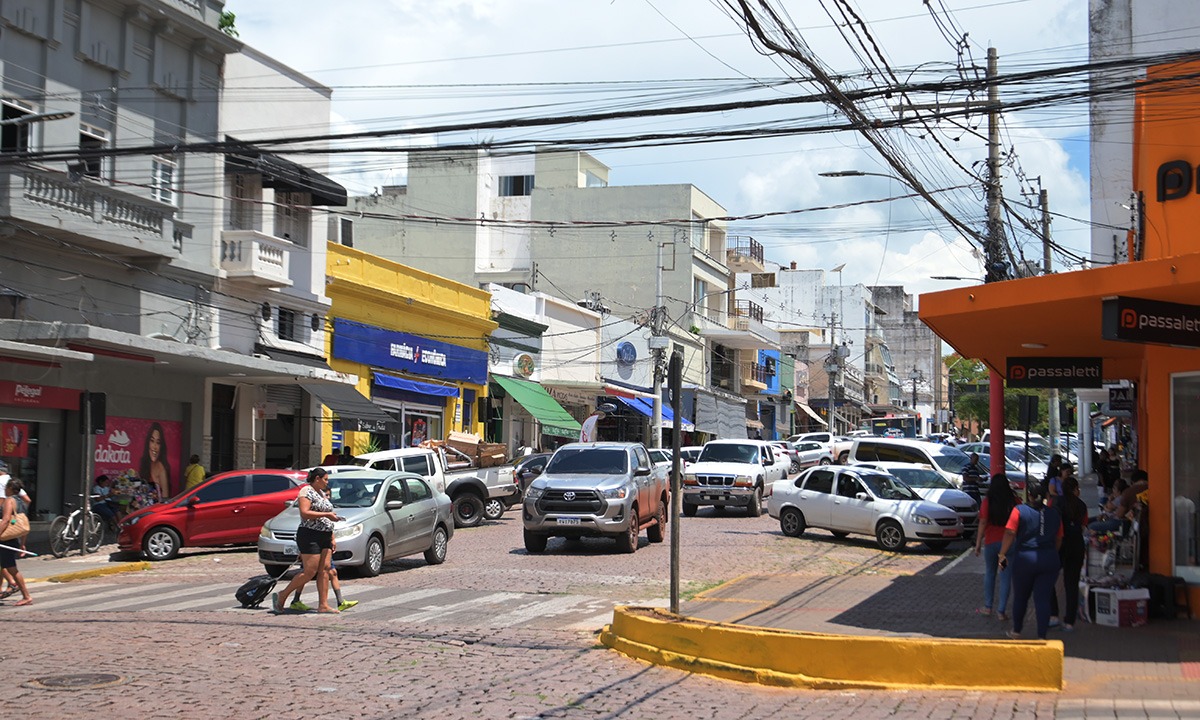 Comércio de Corumbá define horário especial para Black Friday e Fim de Ano
