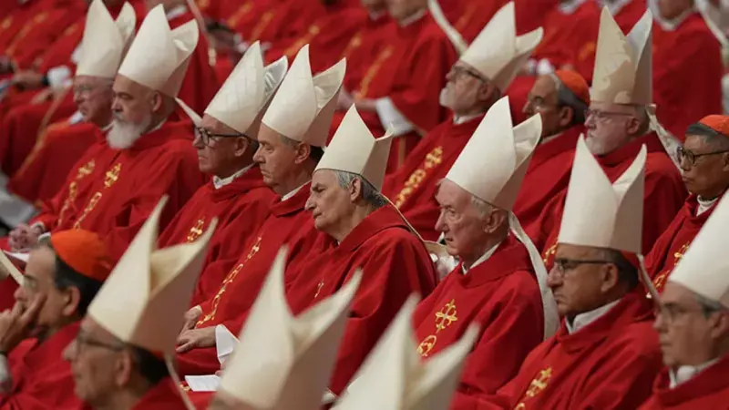 Semana decisiva para a Igreja Católica: começa o conclave que escolherá o novo papa