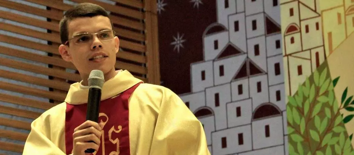Despedida - Padre Robson vai celebrar sua última missa na Paróquia São Nicolau
