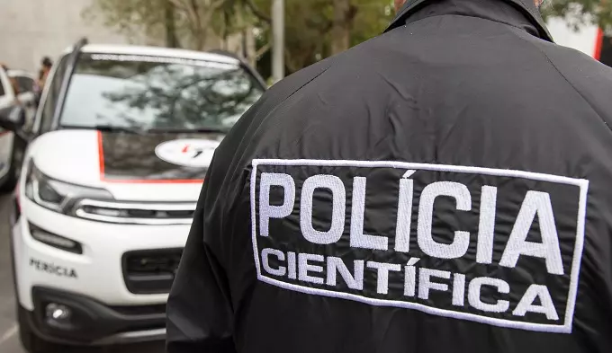 Homem com o rosto deformado foi encontrado em mata no Cidade Aracy