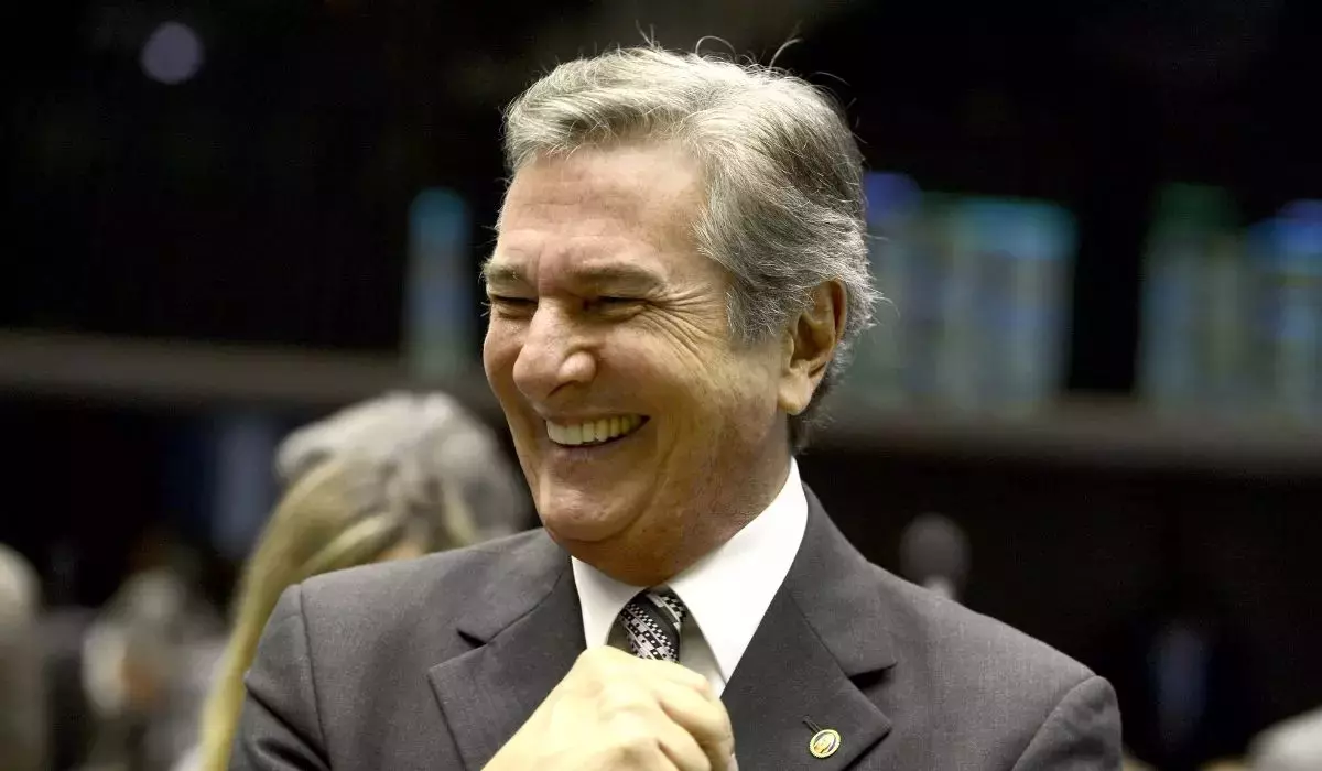Ex-presidente Collor cumpre pena em cobertura de luxo