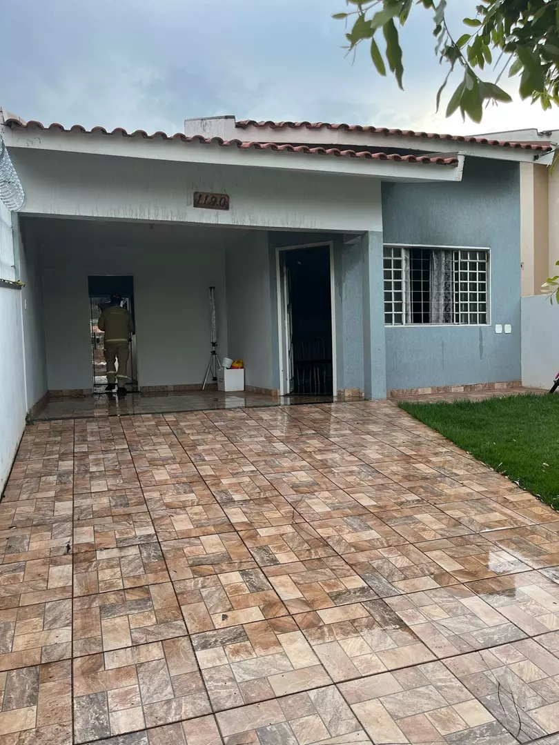 Mulher é encontrada carbonizada em Iporã; Delegado confirma feminicídio e ex-marido está foragido