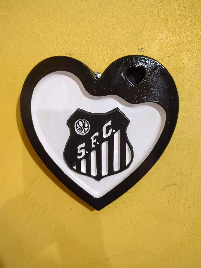 Quadro Santos Futebol Clube modelo coração - Referência 112 Quadro Santos Futebol Clube modelo coração - Referência 112