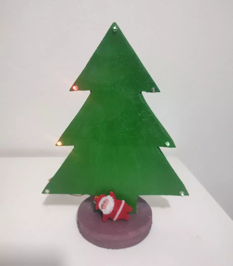 Mini árvores de Natal (em madeira e com leds) - Referência 202 Mini árvores de Natal (em madeira e com leds) - Referência 202
