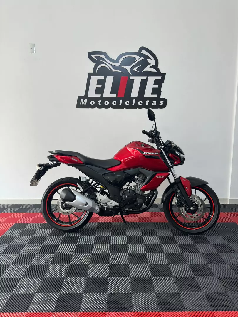 FZ15 Fazer ABS 2023 Vermelha FZ15 Fazer ABS 2023 Vermelha