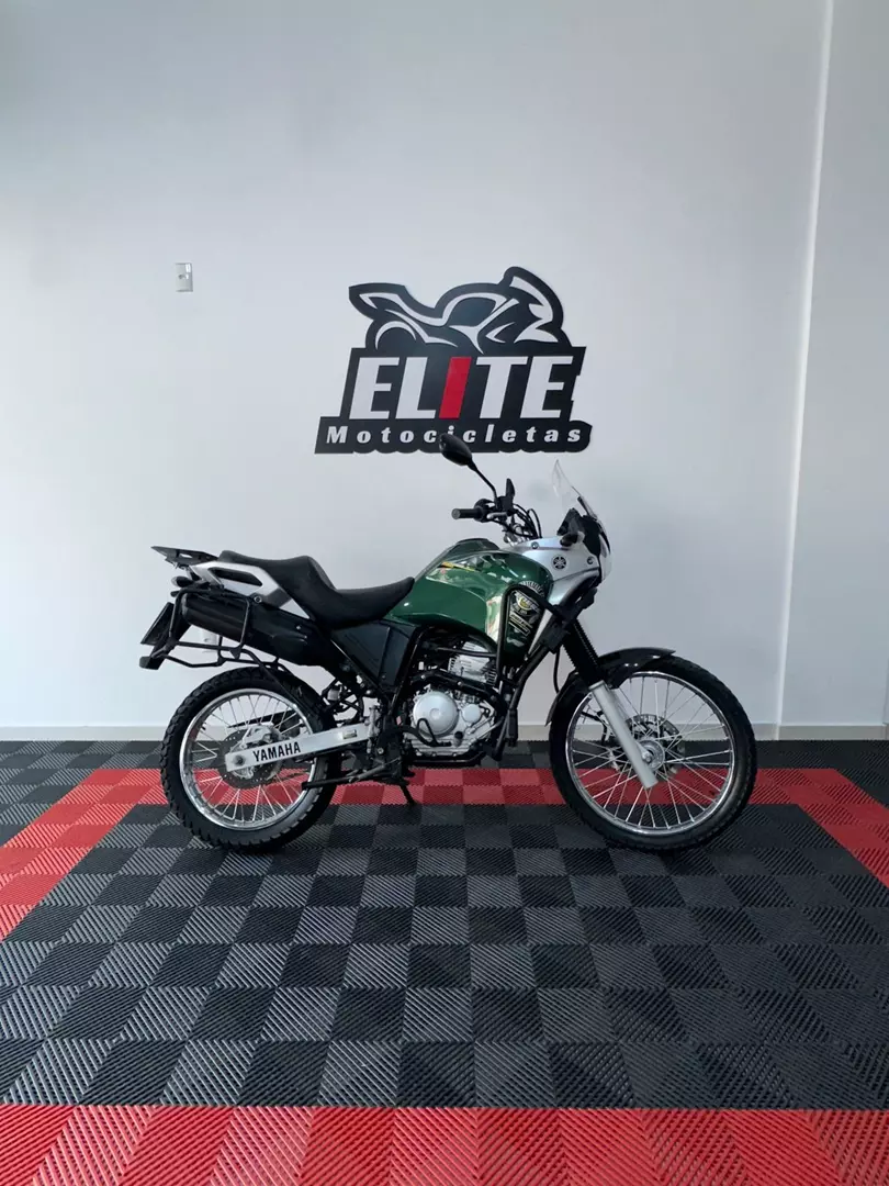 XTZ 250 LANDER 2018 Verde XTZ 250 LANDER 2018 Verde