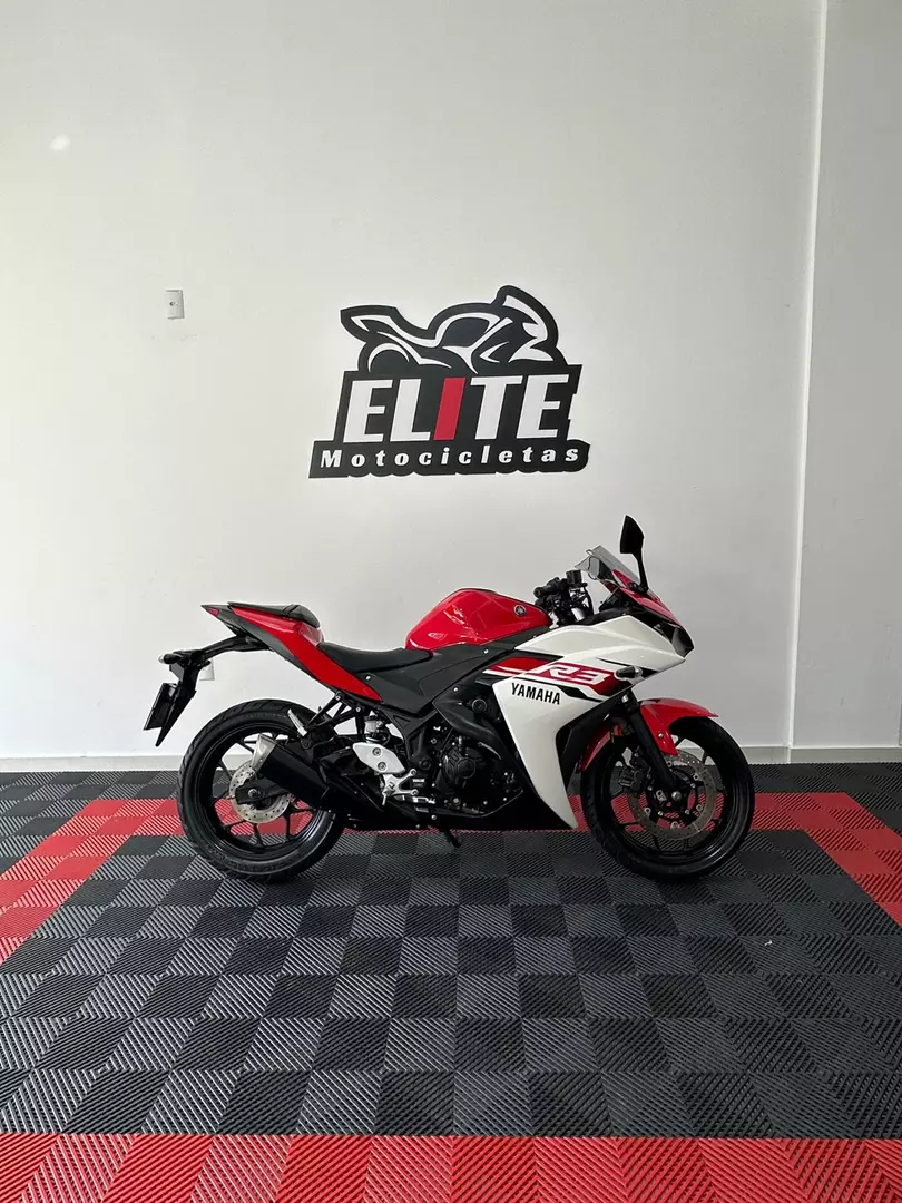 YZF R3 2016 Vermelha