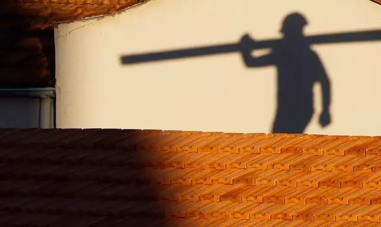 É urgente dar mais segurança aos trabalhadores, por João Carlos Juruna e Álvaro Egea É urgente dar mais segurança aos trabalhadores, por João Carlos Juruna e Álvaro Egea