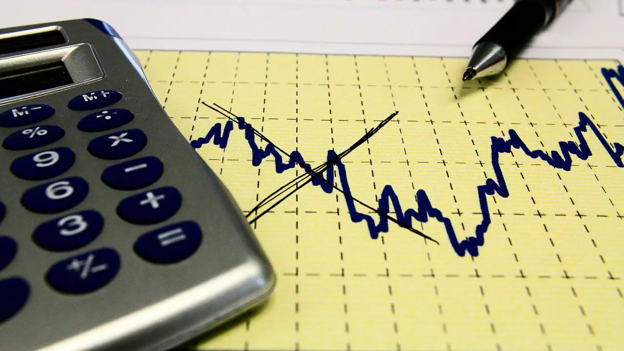 Copom eleva juros básicos da economia para 11,25% ao ano e lança alerta sobre questão fiscal