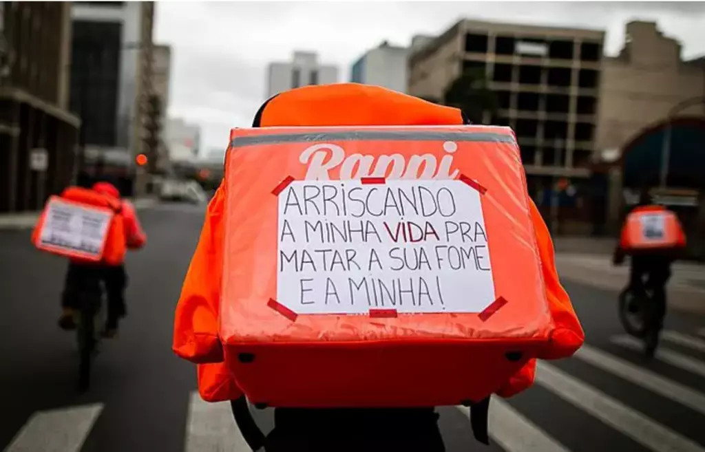 Da impotência política à construção de alternativas Da impotência política à construção de alternativas