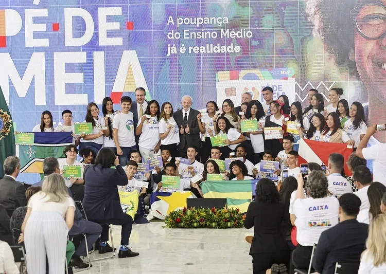 Controle de gastos ameaça projetos e meta de investimento em educação, aponta Inesc Controle de gastos ameaça projetos e meta de investimento em educação, aponta Inesc