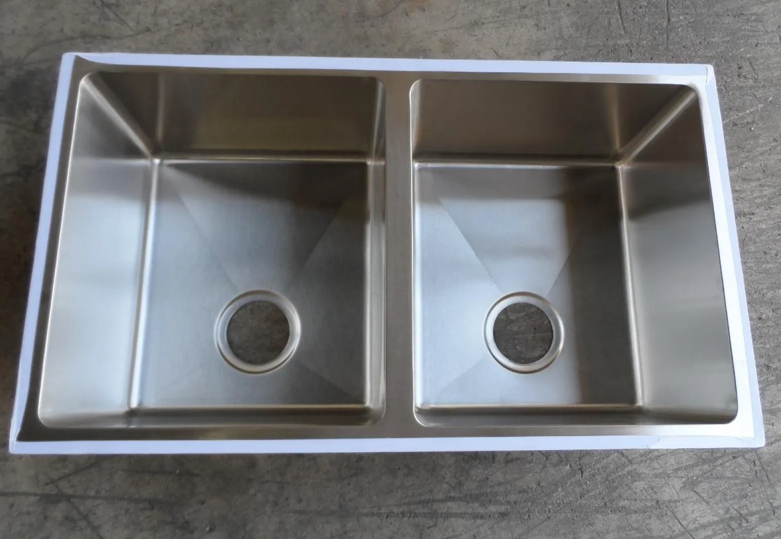 Sink 50-50 Square Radius