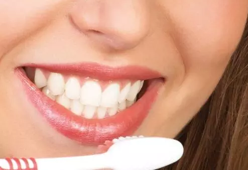 5 dicas sobre clareamento dental 5 dicas sobre clareamento dental