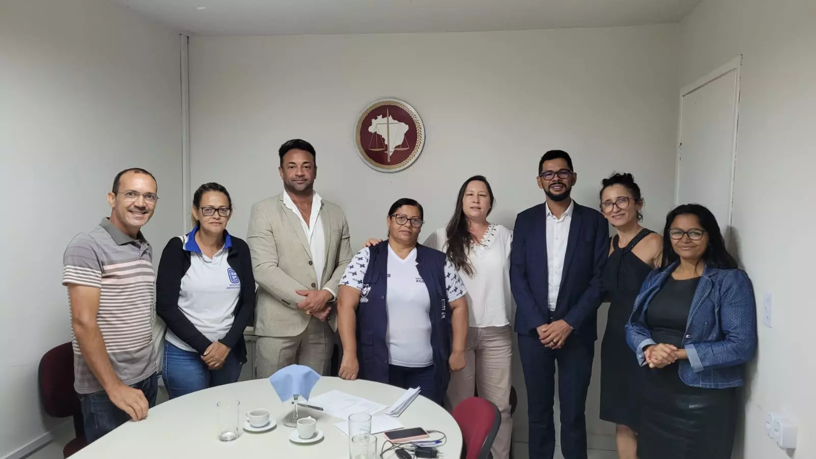 Servidores discutem na Promotoria de Justiça de Ouricuri pendências salariais de 2024