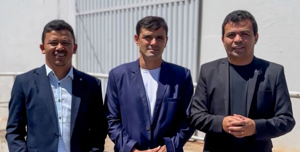 Araripina: População denuncia e vereadores constatam falta de medicamentos em postos de saúde